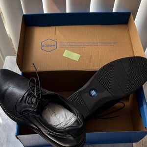 Nunn Bush Black Leather Oxfords